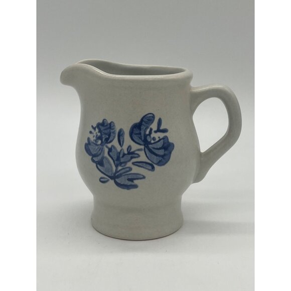 Pfaltzgraff Other - Vintage Pfaltzgraff Yorktowne Stoneware Small Pitcher 4" tall